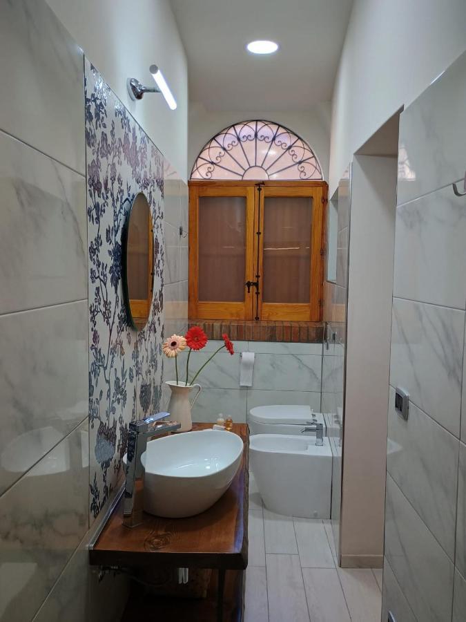Mazzarino Al Vico Bartoli Suite Room מראה חיצוני תמונה