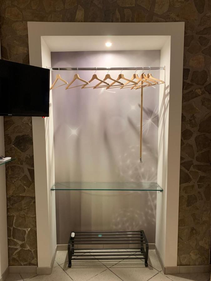 Mazzarino Al Vico Bartoli Suite Room מראה חיצוני תמונה